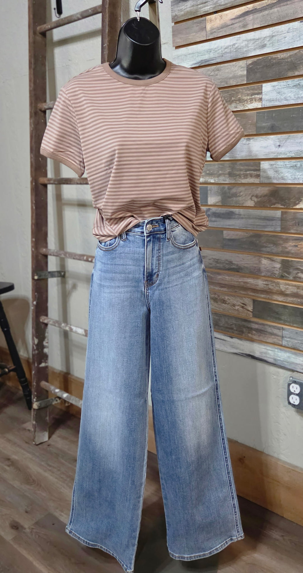 Striped Contrast Rib Banded Tee