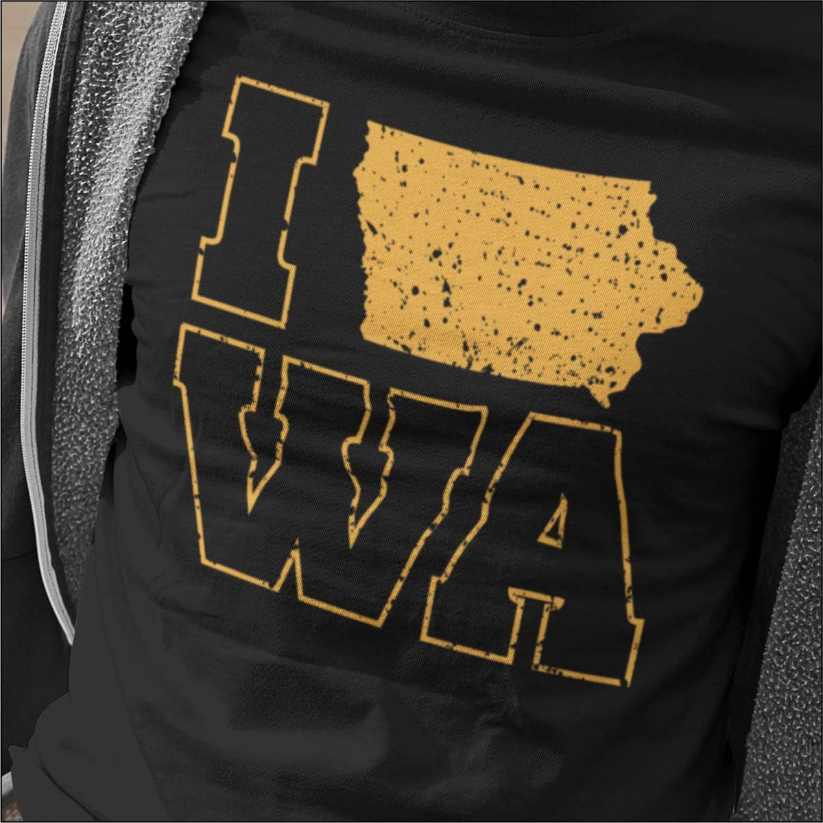Iowa Grit Graphic Tee | Gold | Midwest