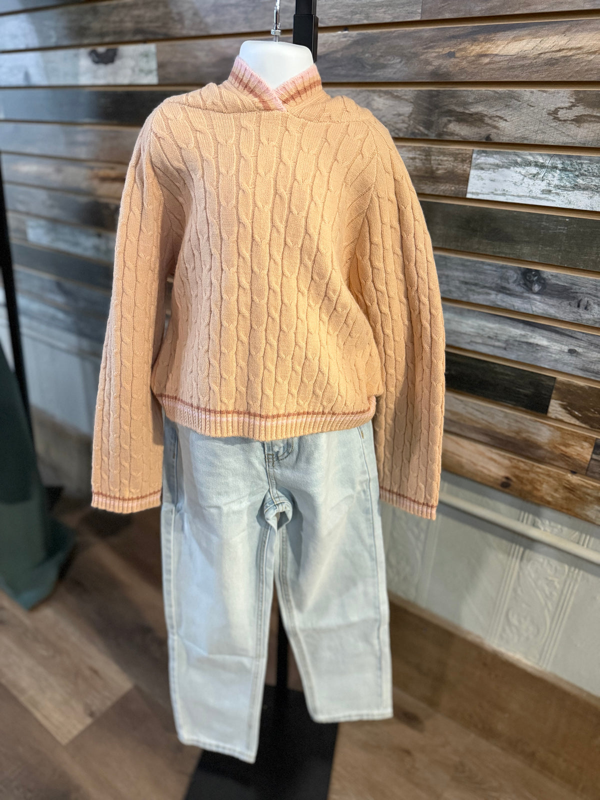 Tween Girls Hooded Sweater